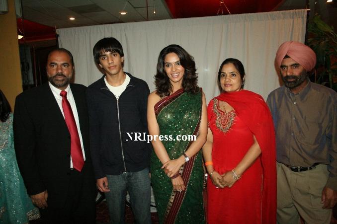 Mallika-Sherawat 084